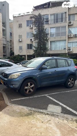 מודעת רכב טויוטה RAV4
