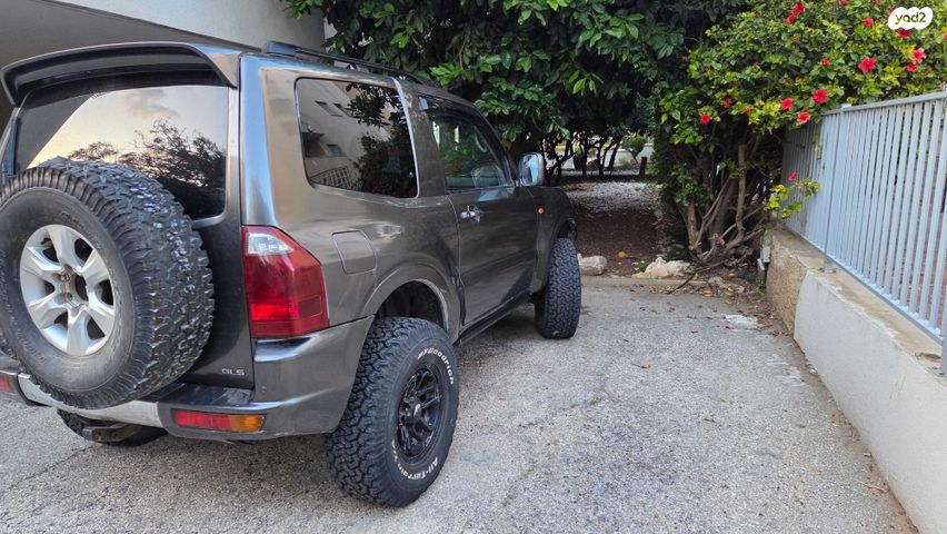 מודעת רכב מיצובישי פג'רו