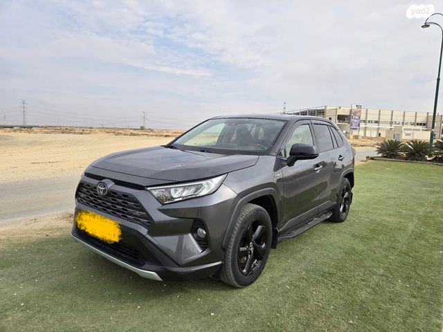 מודעת רכב טויוטה RAV4