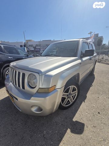 מודעת רכב ג'יפ פטריוט