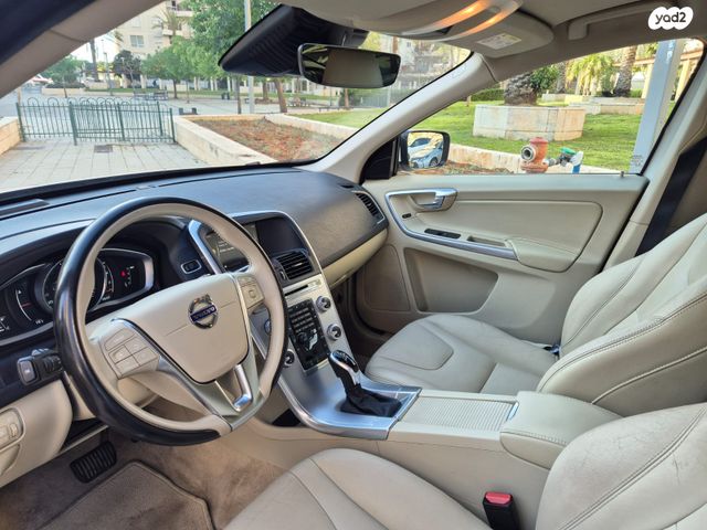 מודעת רכב וולוו XC60