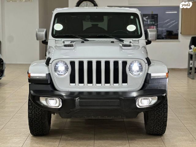 מודעת רכב ג'יפ רנגלר
