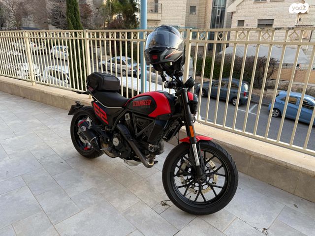 מודעת רכב דוקאטי סקרמבלר פול טרוטל