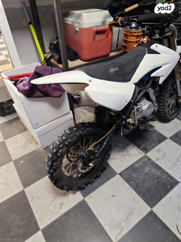 מודעת רכב סטומפ Z2-140-R