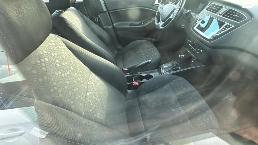 מודעת רכב יונדאי i20