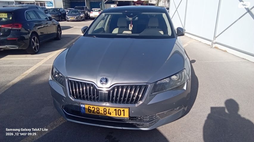 מודעת רכב סקודה סופרב