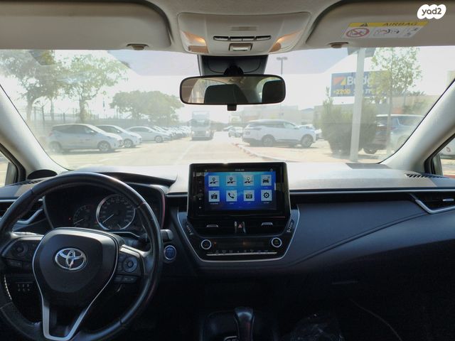 מודעת רכב טויוטה קורולה