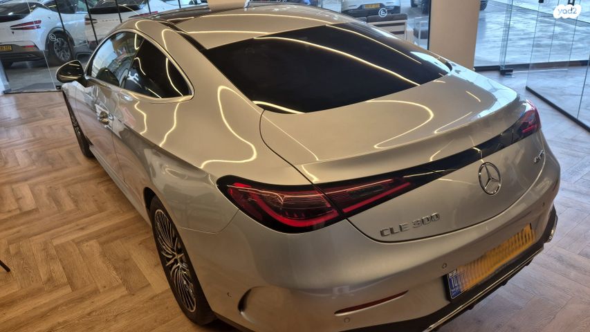 מודעת רכב מרצדס-בנץ CLE 2