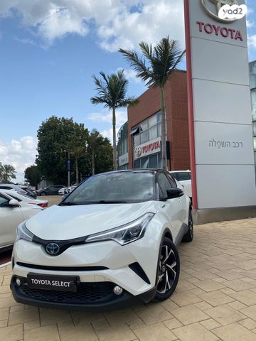 מודעת רכב טויוטה C-HR