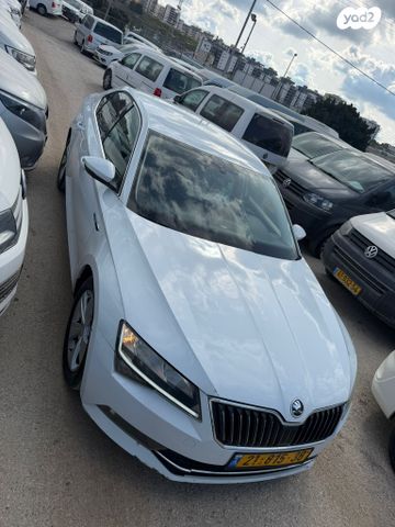 מודעת רכב סקודה סופרב