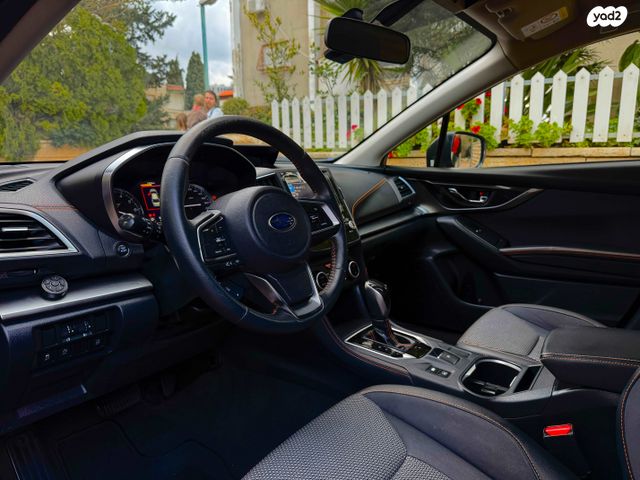 מודעת רכב סובארו XV 2