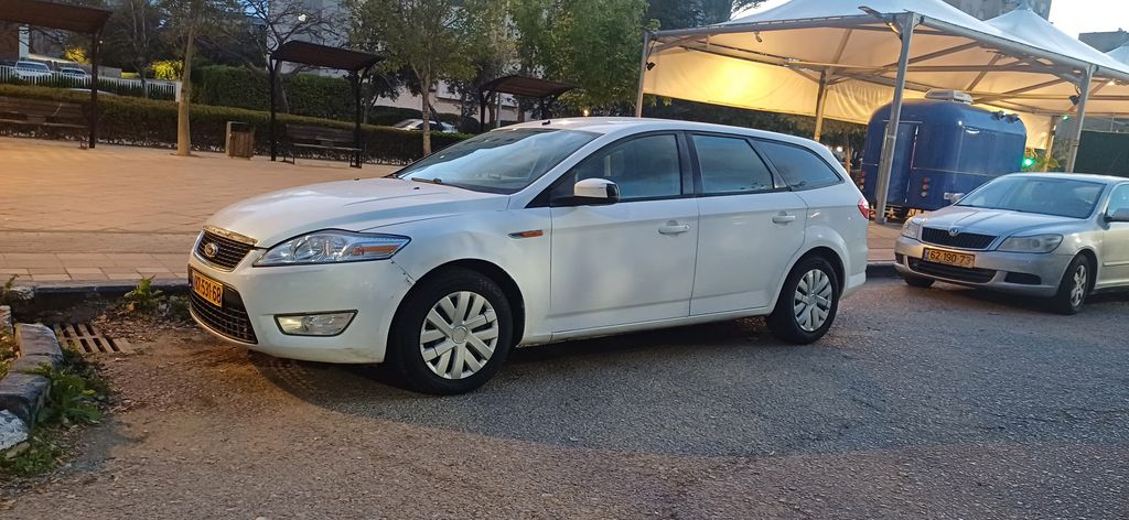 מודעת רכב פורד מונדאו