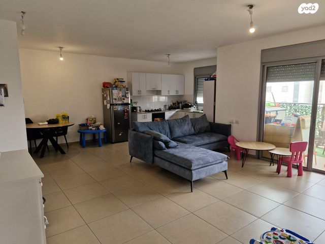 דרך מנחם בגין 22