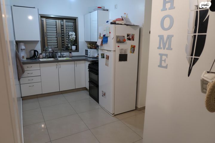 אבן גבירול 34