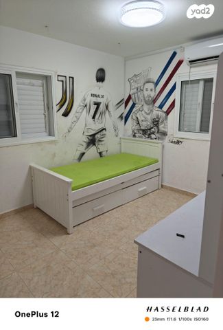 ח.מ. שפירא 12