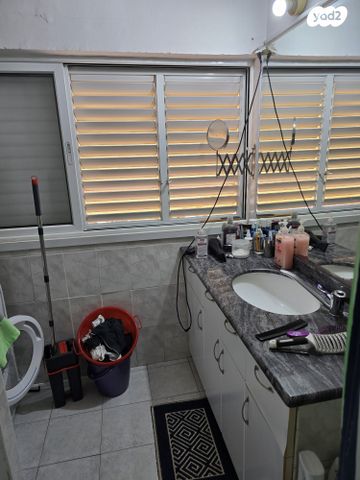 מונטיפיורי 14