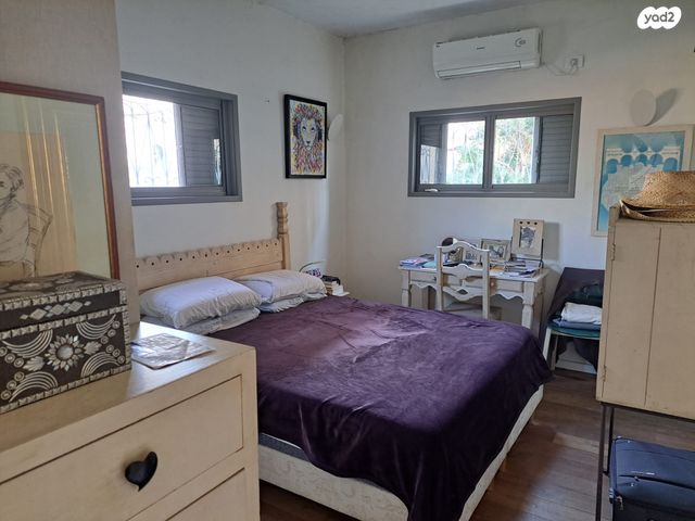 ארלוזורוב 125