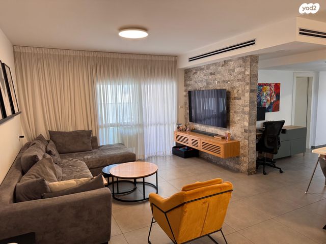 גדעון האוזנר 32