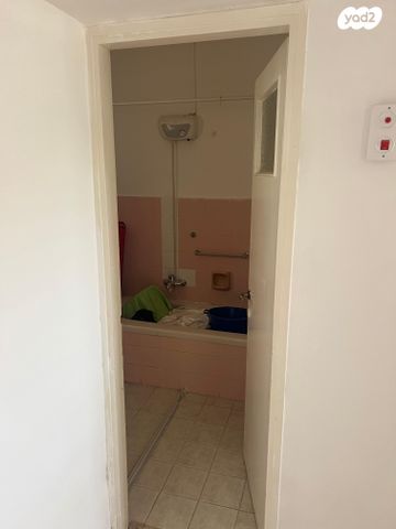 רחל הרשנזון 76