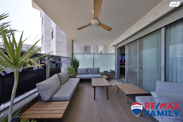 שדרות בית וגן 3