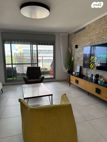 אריאל שרון 21