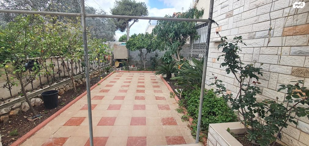 שדרות מנחם אריאב 