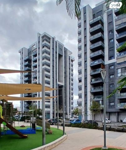 שדרות שידלובסקי 4