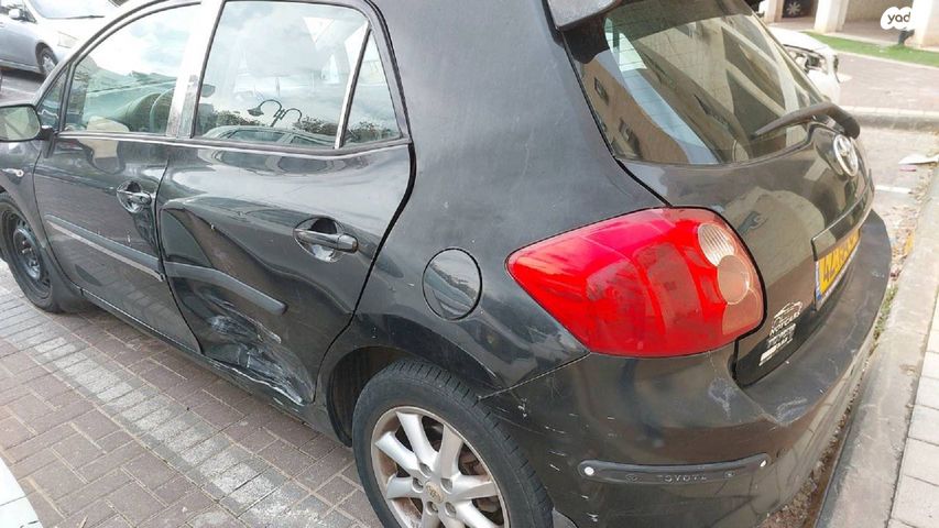 מודעת רכב טויוטה אוריס
