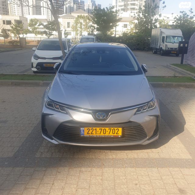 מודעת רכב טויוטה קורולה