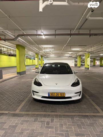 מודעת רכב טסלה מודל 3
