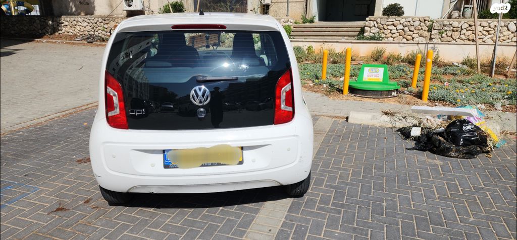 מודעת רכב פולקסווגן אפ