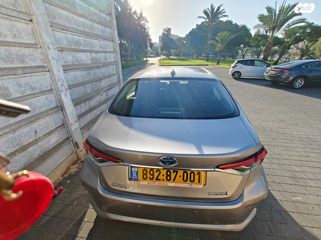 מודעת רכב טויוטה קורולה