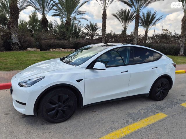 מודעת רכב טסלה מודל Y