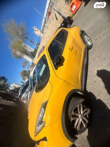 מודעת רכב ניסאן ג'וק