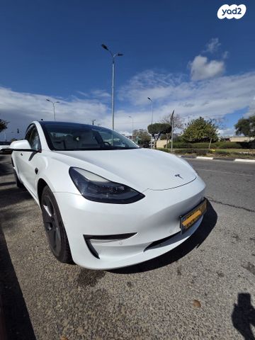 מודעת רכב טסלה מודל 3