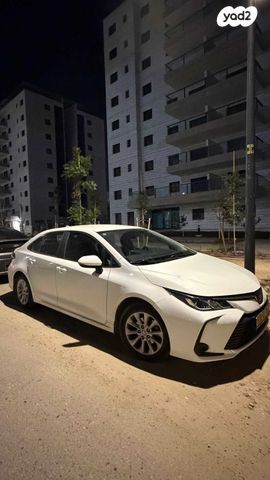 מודעת רכב טויוטה קורולה