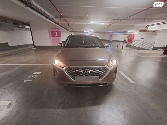 מודעת רכב יונדאי איוניק