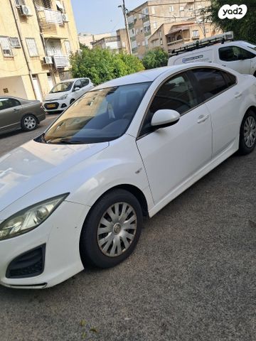 מודעת רכב מאזדה 6