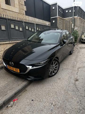 מודעת רכב מאזדה 3