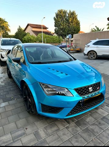 מודעת רכב סיאט לאון