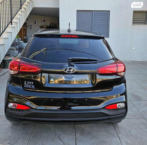 מודעת רכב יונדאי i20