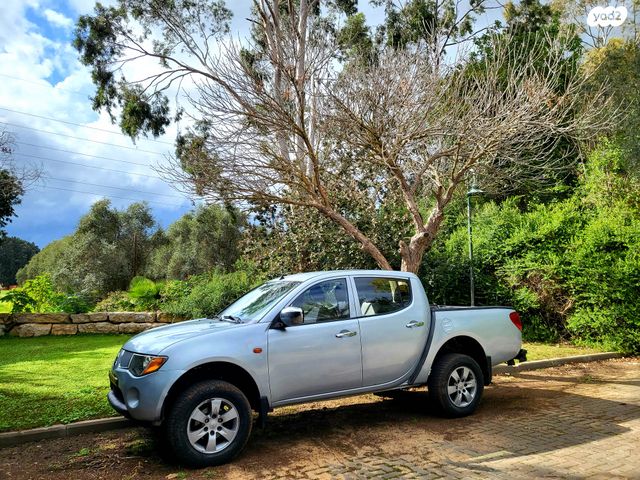 מודעת רכב מיצובישי טרייטון / L200