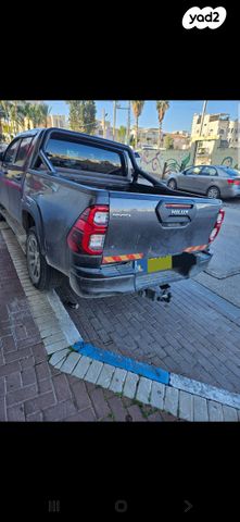 מודעת רכב טויוטה היילקס