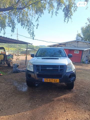 מודעת רכב איסוזו די-מקס