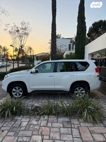 מודעת רכב טויוטה לנד קרוזר 2