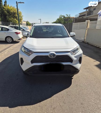 מודעת רכב טויוטה RAV4