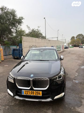 מודעת רכב ב מ וו IX1