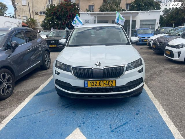 מודעת רכב סקודה קארוק