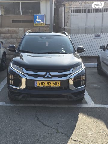 מודעת רכב מיצובישי ASX