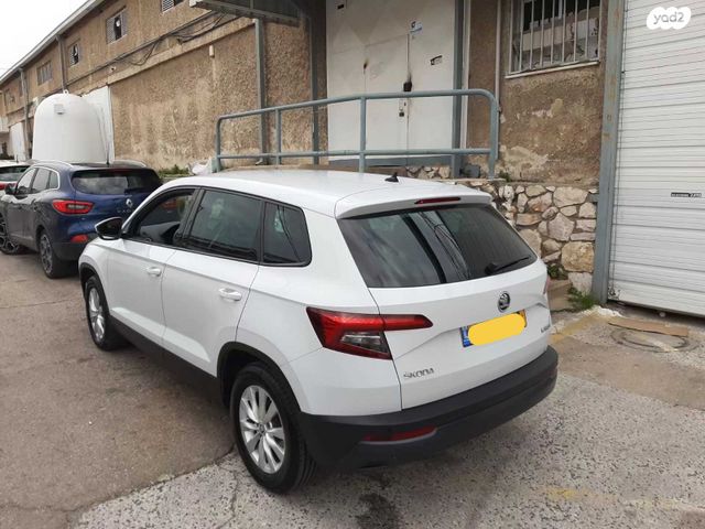 מודעת רכב סקודה קארוק